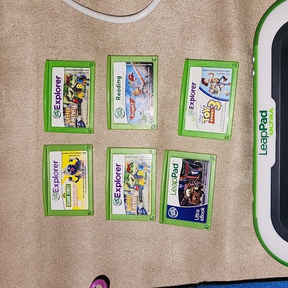 Leap Frog - Leap Pad Ultra W/ Case & Games - Picture 3 of 5